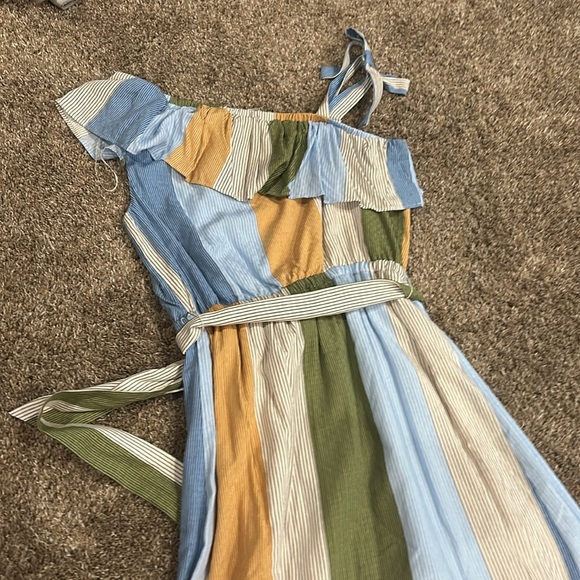 !NEVER WORN!Women’s Small Dress - Picture 5 of 6